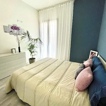 Charmrooms *