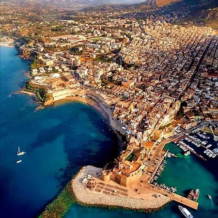 Charmrooms * Castellammare del Golfo